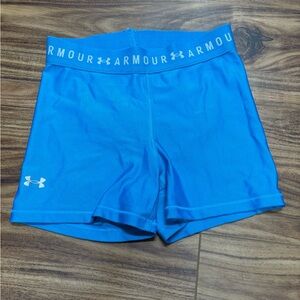 Under Armour HeatGear compression athletic shorts, size XS, capri aqua blue